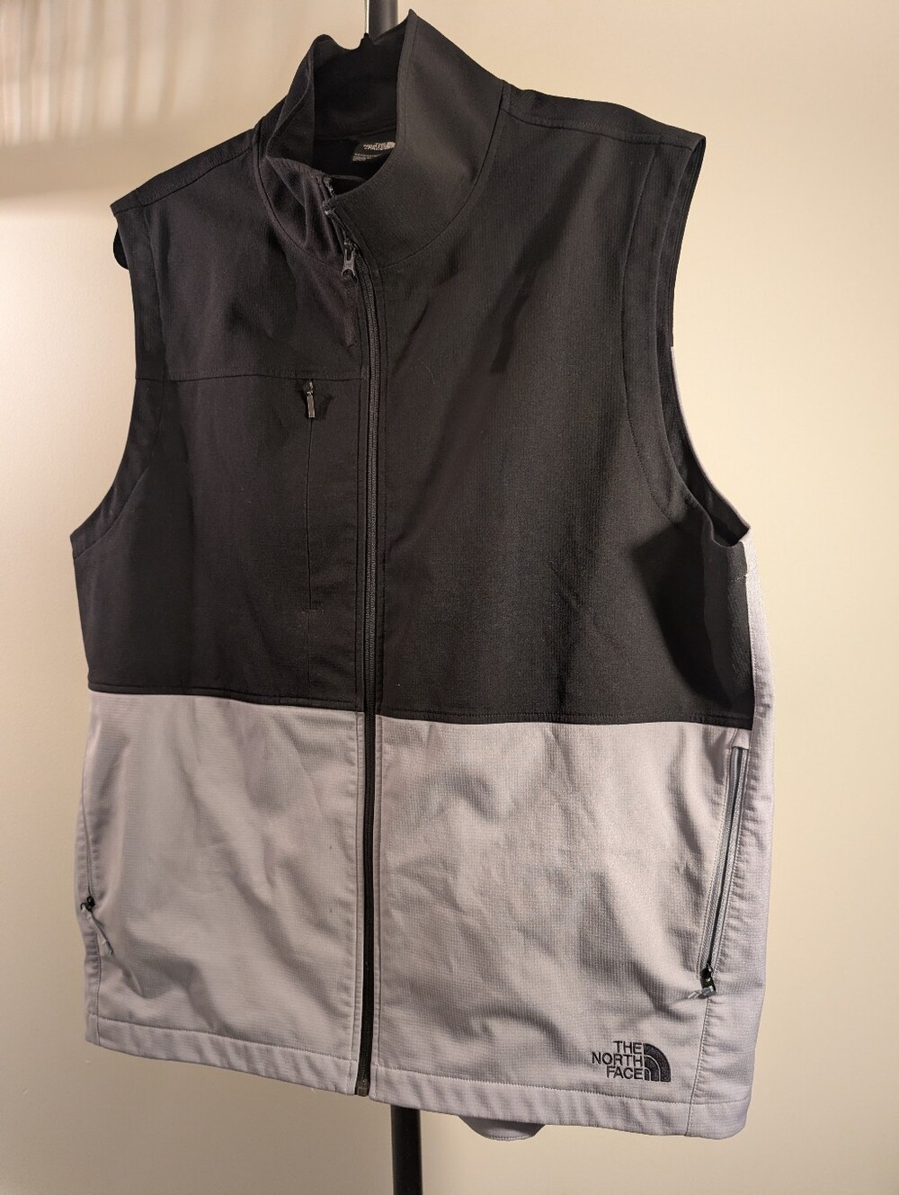 The North Face Men’s Black and Light Gray Softshell Vest
